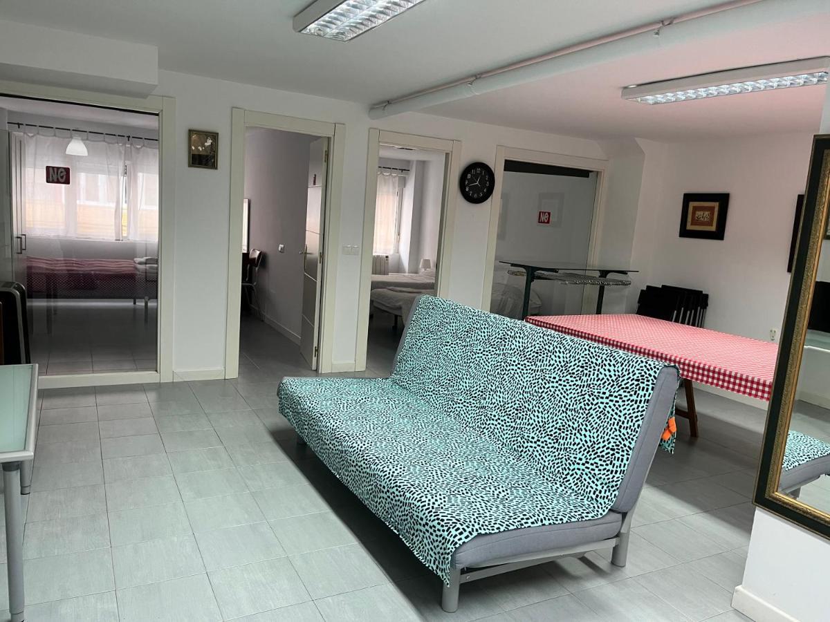 Loft En Torrelavega Apartment Bagian luar foto
